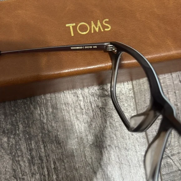 Toms Jenkins Glasses - Picture 6 of 7